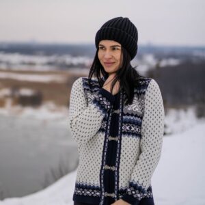 Beautiful Cardigan with Nordic pattern on the frog closures