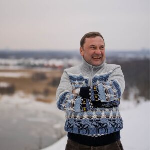 Winter sweater on the zipper