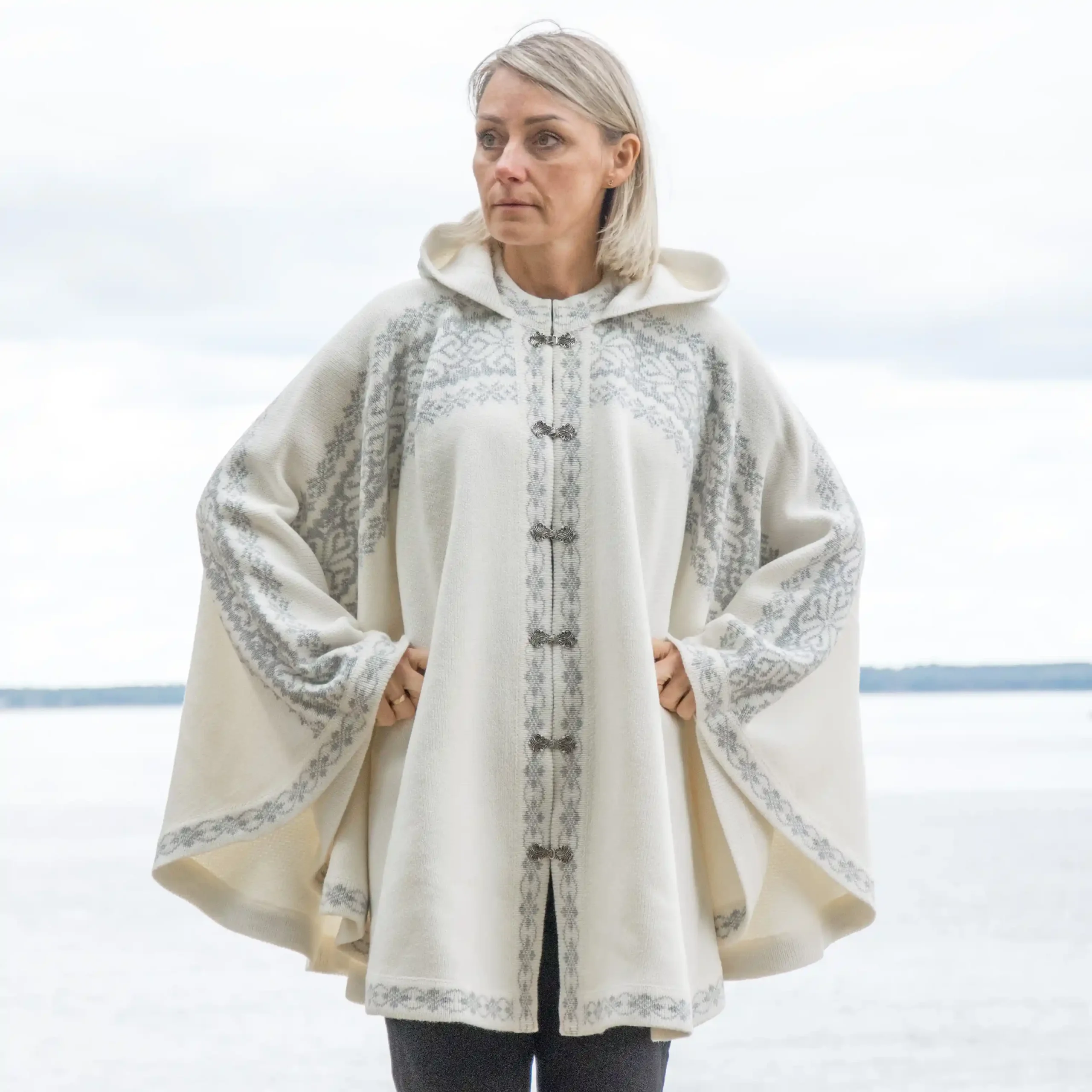 White Woolen poncho with Gray Fair Isle flower pattern Nordic cape on the Norwegian clasps for Women