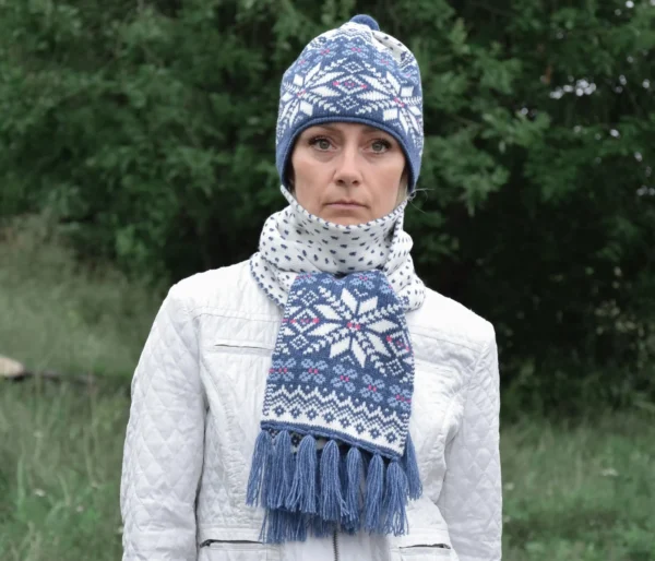 Thick Scandinavian winter scarf Blue Nordic Icelandic