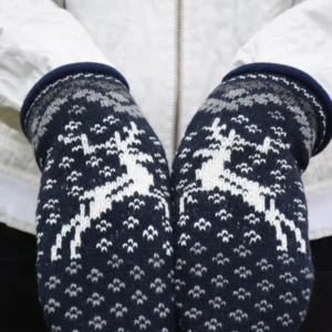 Knitted Navy Mittens fleece-lined Nordic with White Fair Isle pattern and reindeer Traditional Jacquard gloves