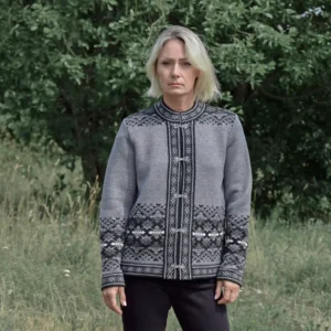 Short  Gray Cardigan with Traditional Nordic pattern